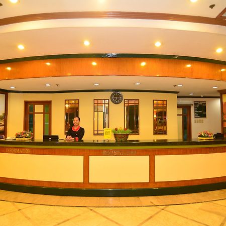 Holiday Plaza Hotel Cebu Εξωτερικό φωτογραφία