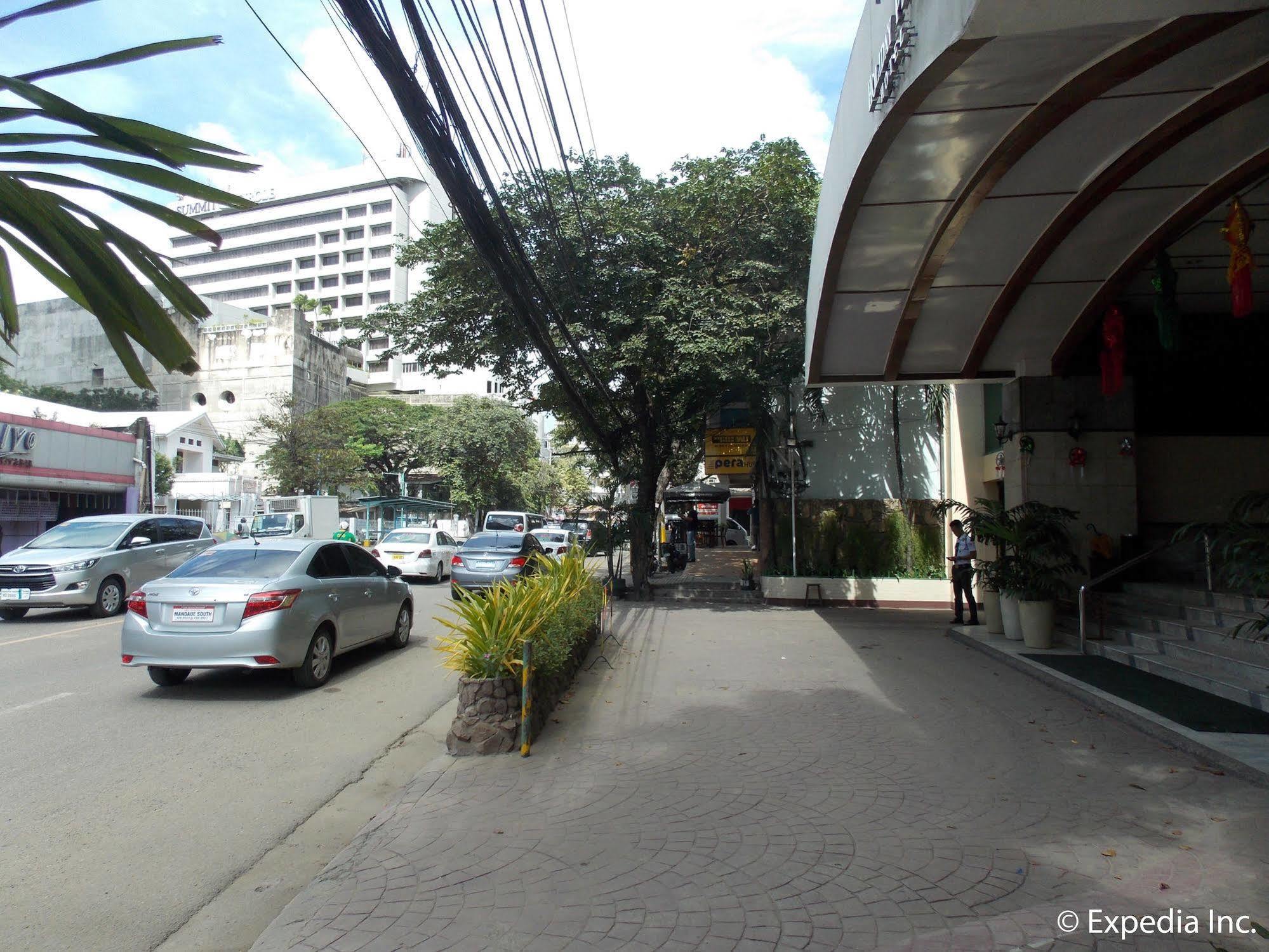 Holiday Plaza Hotel Cebu Εξωτερικό φωτογραφία